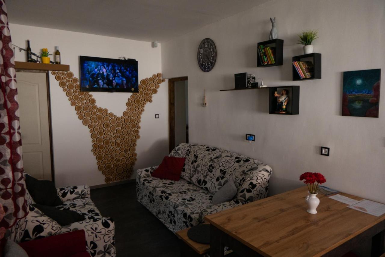 Pontyhalasz Vendeghaz Tiszabábolna Exteriér fotografie